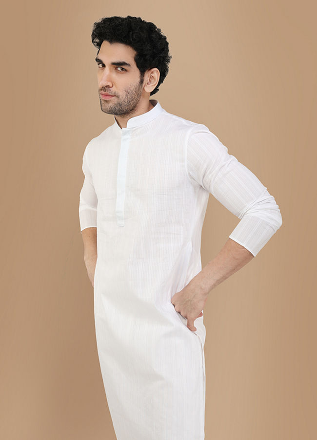 alt message - Manyavar Men Pearl White Self Striiped Kurta Set image number 0